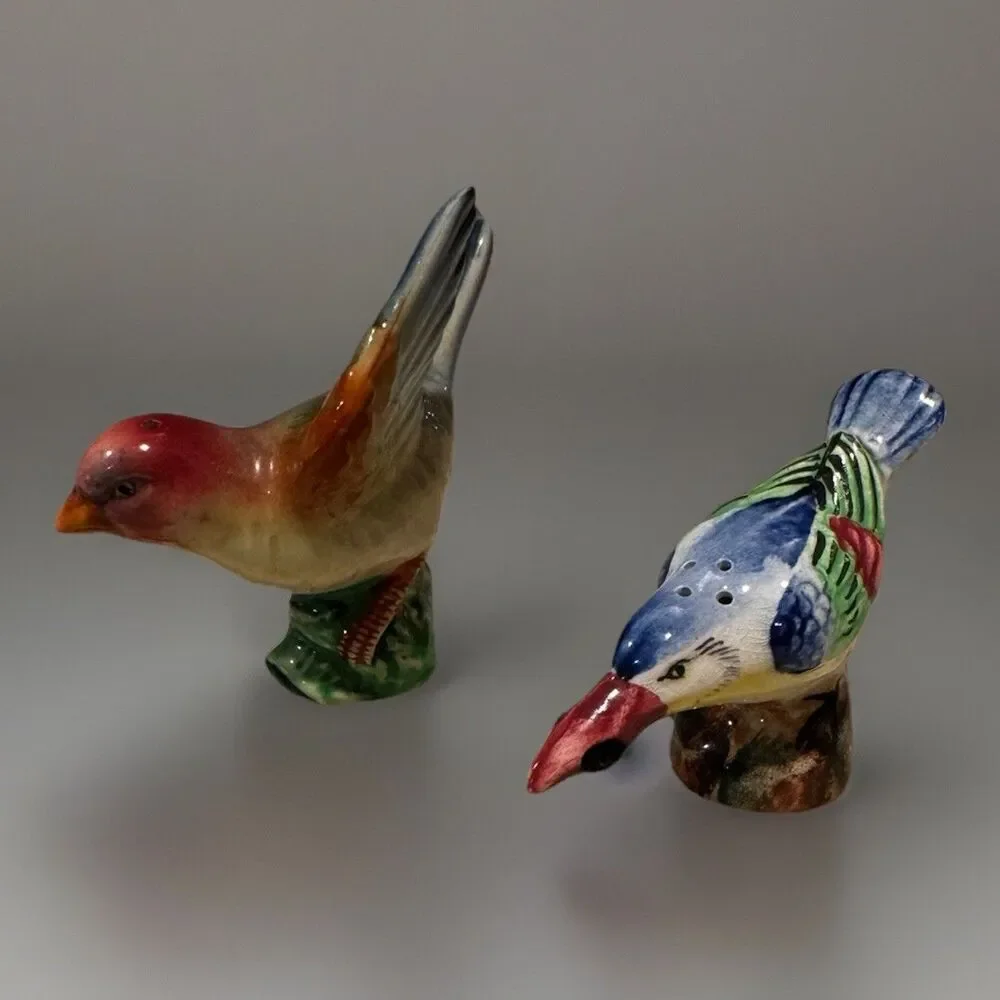 Vintage Ceramic Bird Salt and Pepper Shakers Japan Mid Century Hand Painted